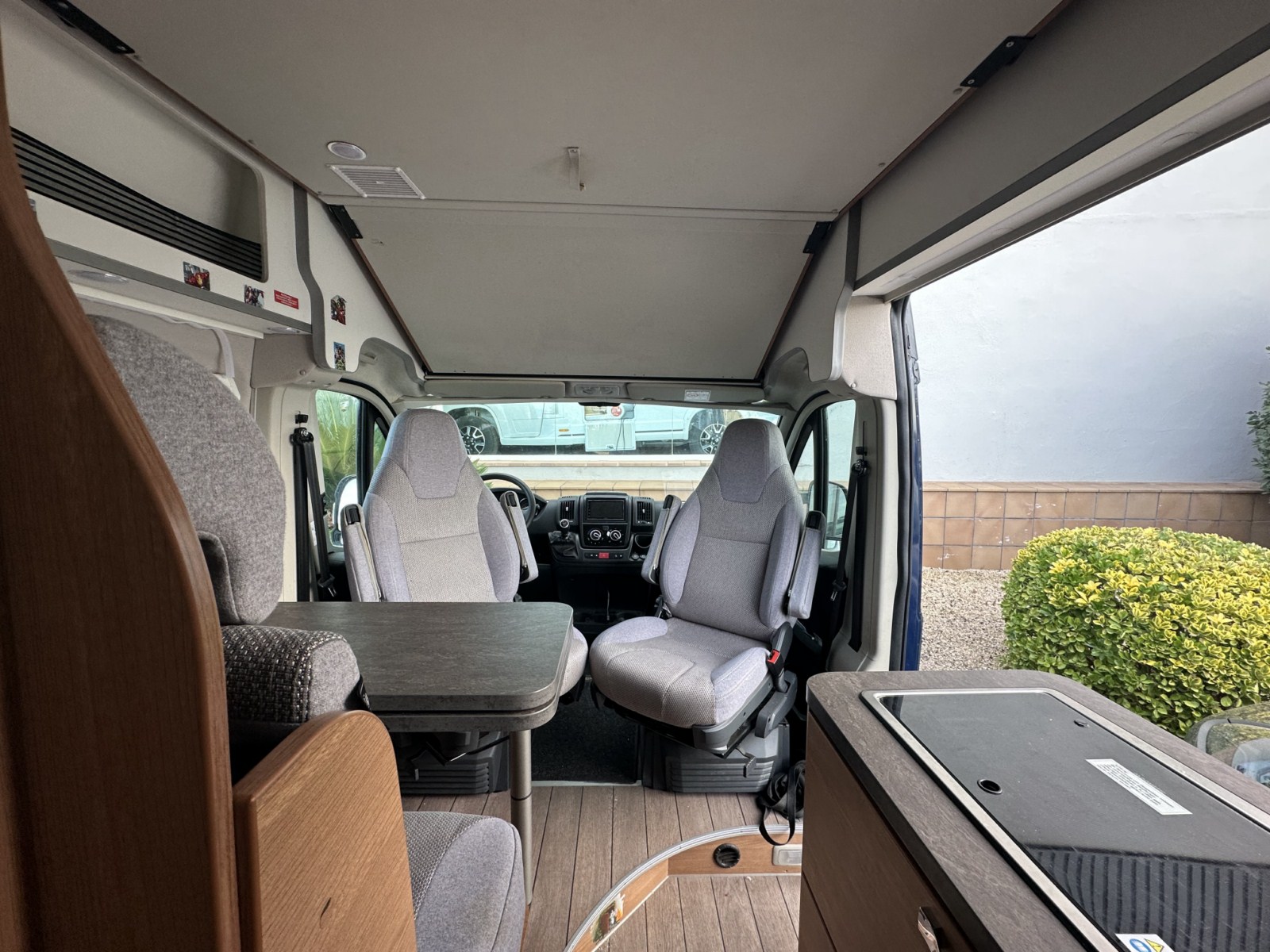 CAMPER SEGUNDA MANO WEINSBERG CARABUS 600 DQ