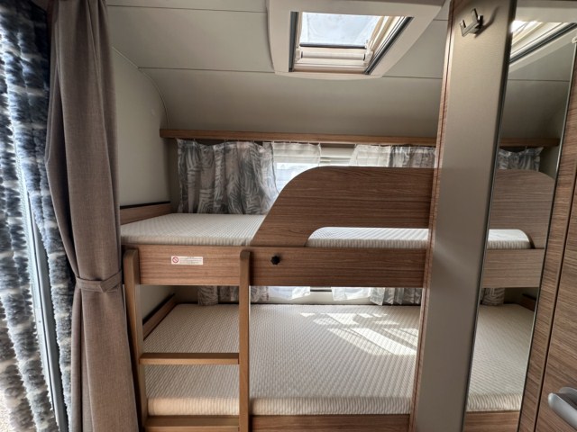 CARAVANA SEGUNDA MANO WEINSBERG CARAONE 400 LK