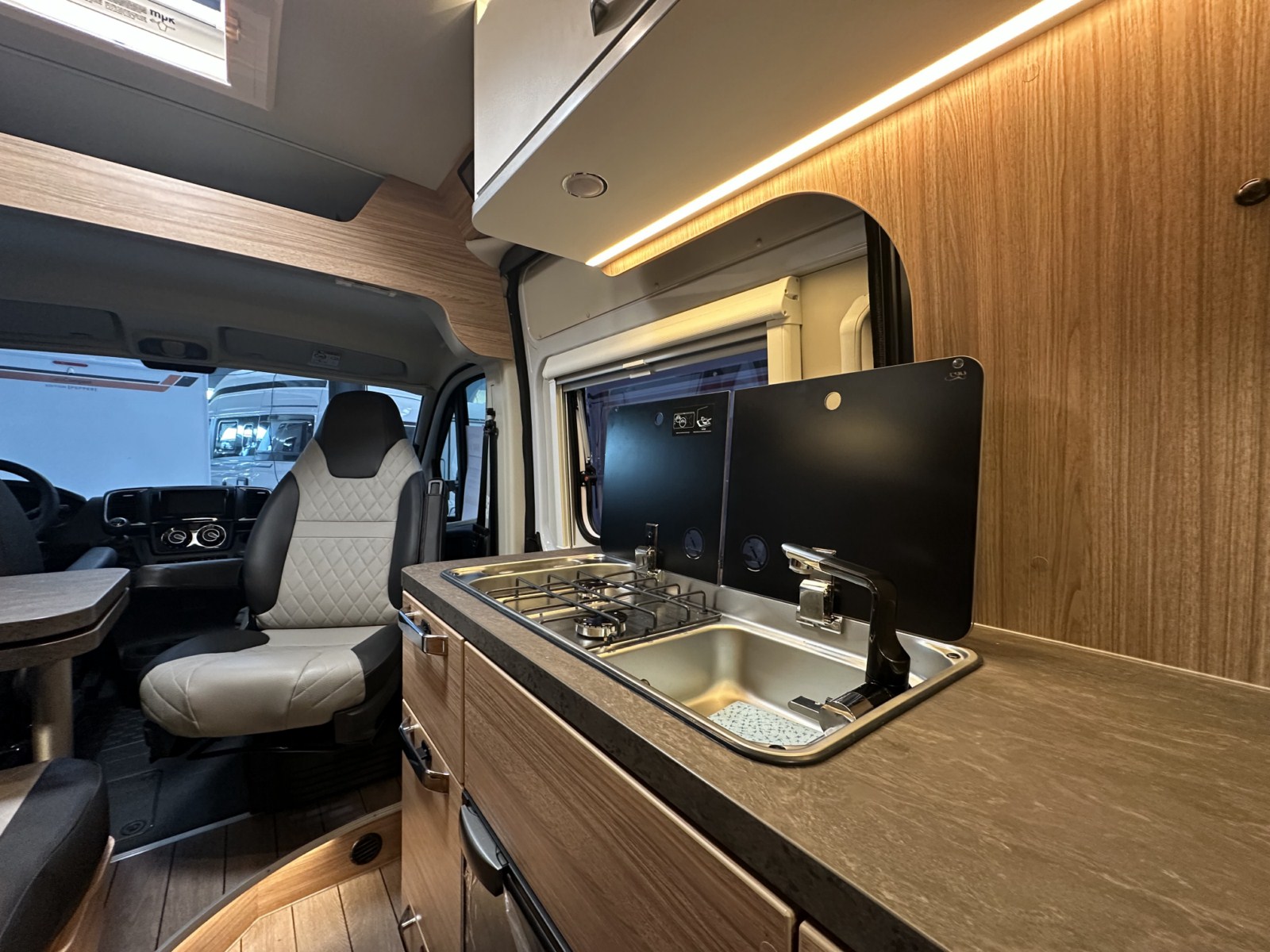 CAMPER WEINSBERG CARABUS 540 MQ EDITION FIRE