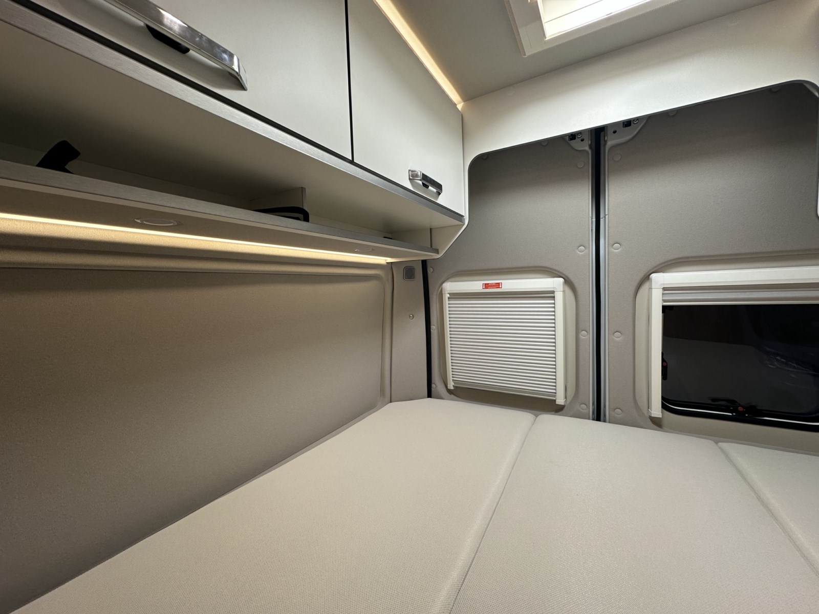 CAMPER WEINSBERG CARABUS 600 DQ EDITION FIRE