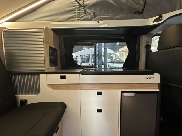 CAMPER PILOTE RENAULT CV50BC