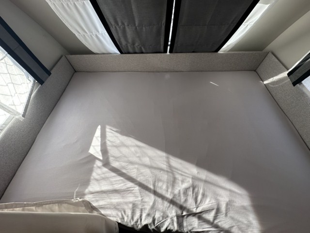 CARAVANA KNAUS SÜDWIND 420 QD BLACK SELECTION