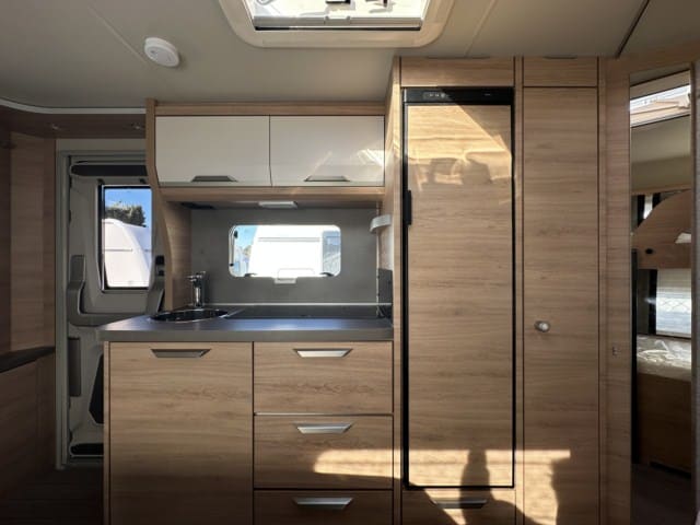 CARAVANA KNAUS SÜDWIND 580 QS BLACK SELECTION