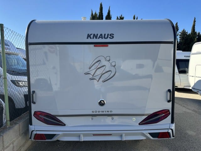 CARAVANA KNAUS SÜDWIND 580 QS BLACK SELECTION