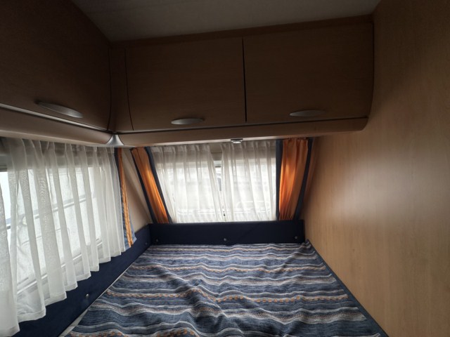 CARAVANA SEGUNDA MANO KNAUS SÜDWIND 400 FD