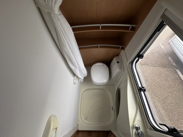 CARAVANA SEGUNDA MANO KNAUS SÜDWIND 400 FD