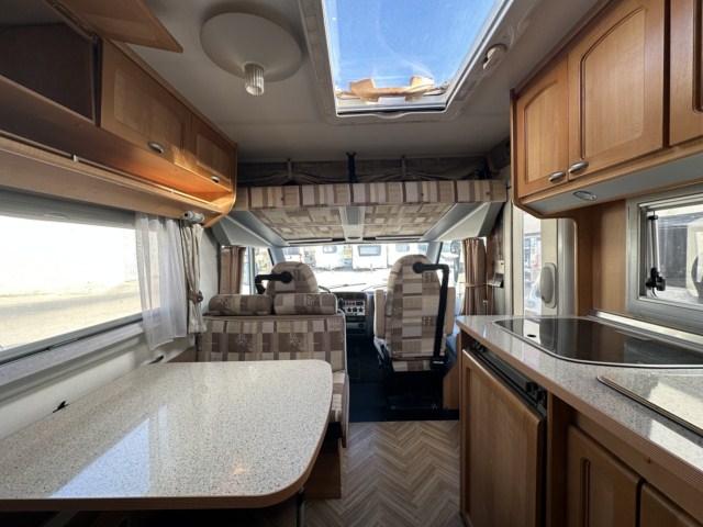 AUTOCARAVANA SEGUNDA MANO BÜRSTNER I647 ELEGANCE