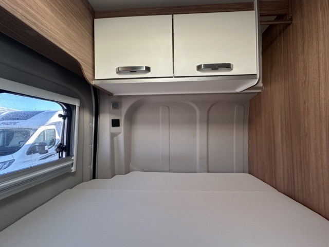 CAMPER SEGUNDA MANO WEINSBERG CARABUS 600 MQ