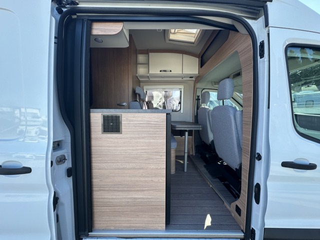 CAMPER SEGUNDA MANO WEINSBERG CARABUS 600 MQ