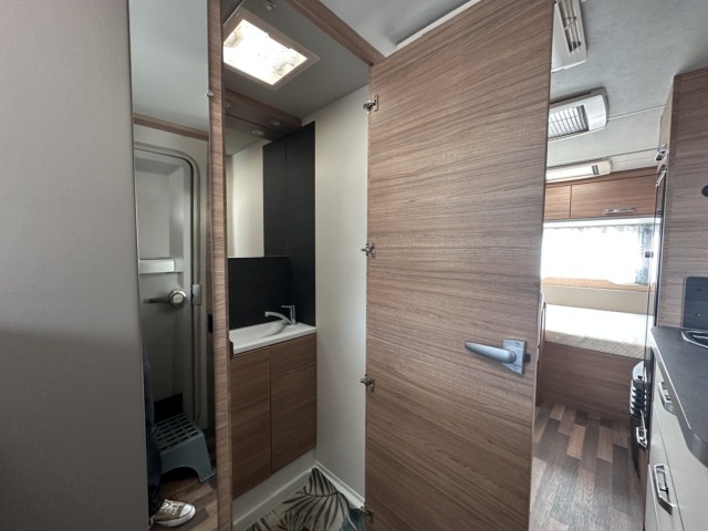 CARAVANA SEGUNDA MANO WEINSBERG CARAONE 480 QDK