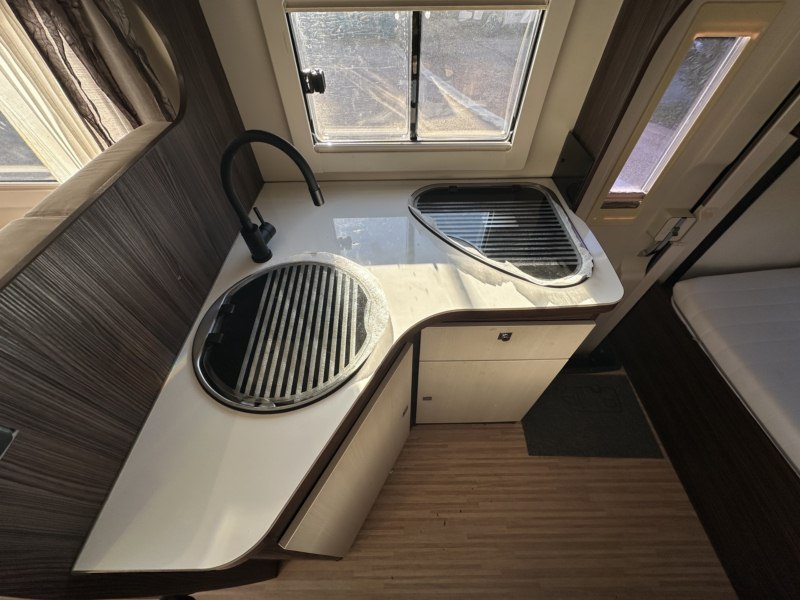 AUTOCARAVANA SEGUNDA MANO BENIMAR SPORT 323