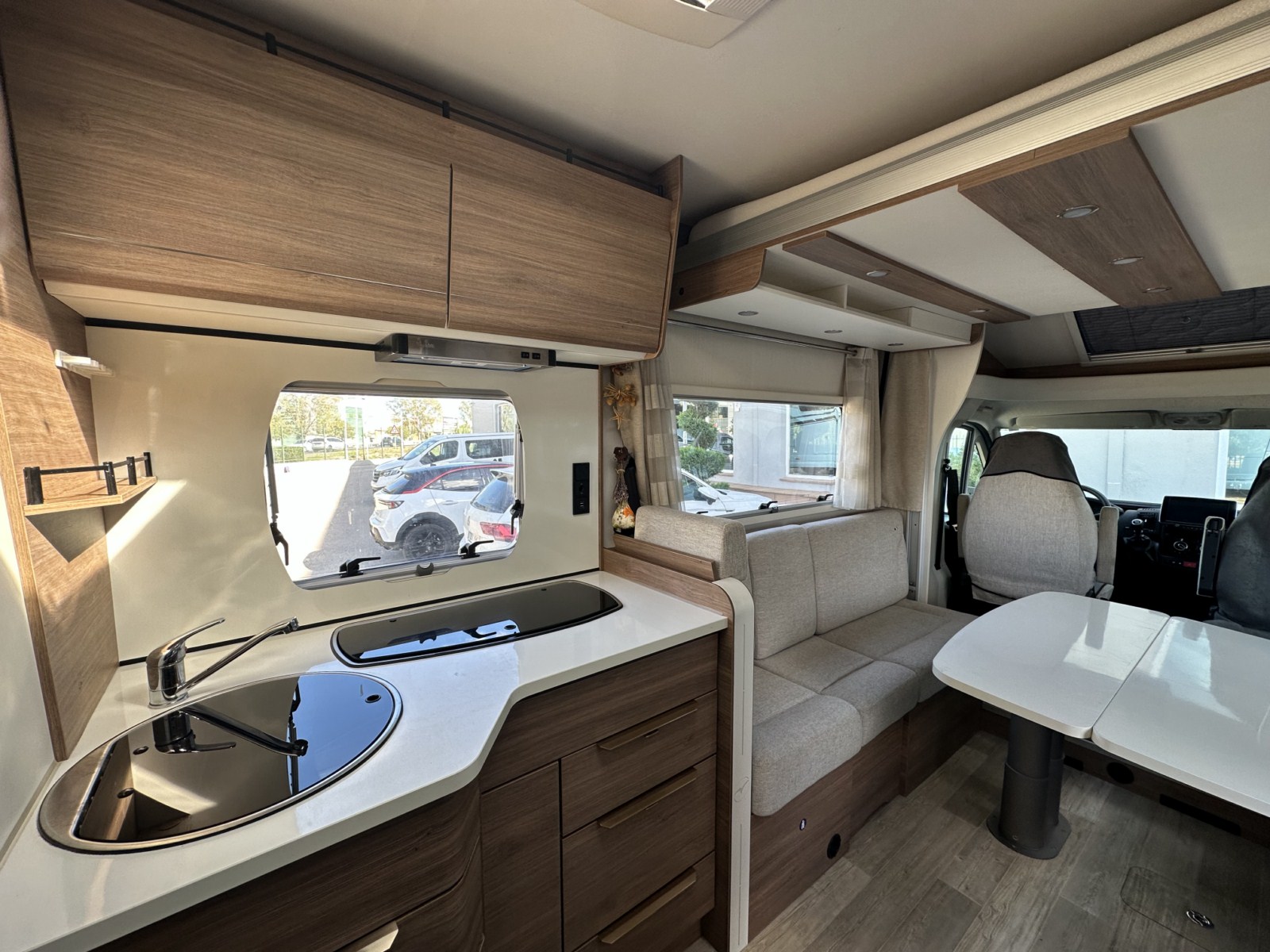 AUTOCARAVANA SEGONA MÀ PILOTE P696D