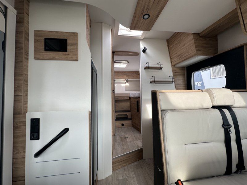 AUTOCARAVANA SEGUNDA MANO PILOTE P696 GJ