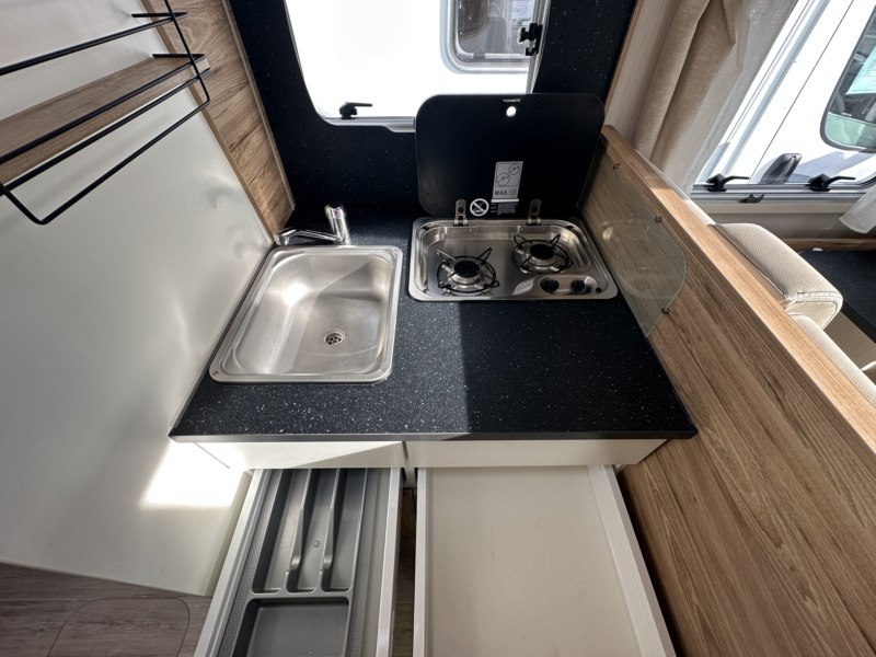 AUTOCARAVANA SEGUNDA MANO PILOTE P696 GJ