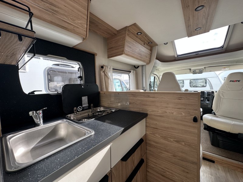 AUTOCARAVANA SEGUNDA MANO PILOTE P696 GJ