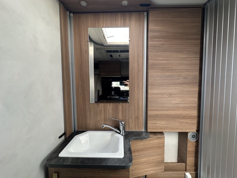 AUTOCARAVANA SEGONA MÀ PILOTE P626 D