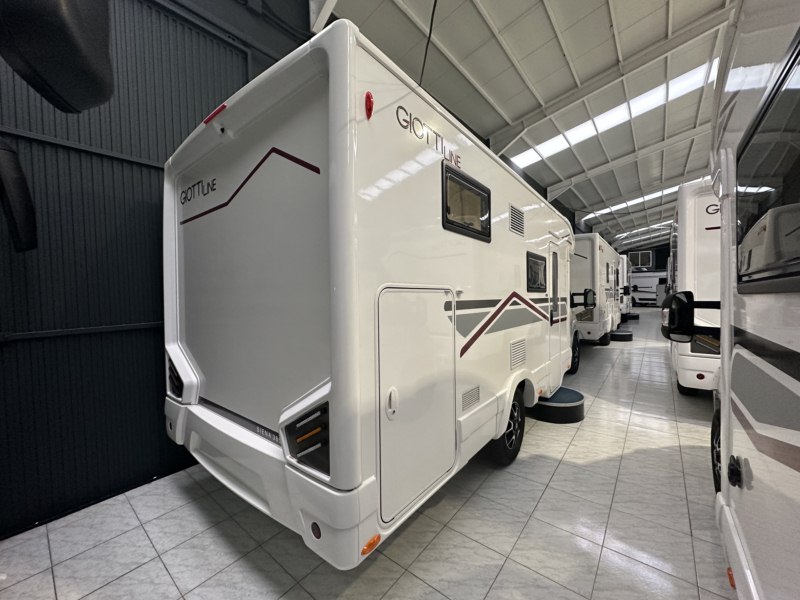 AUTOCARAVANA GIOTTILINE SIENA 385