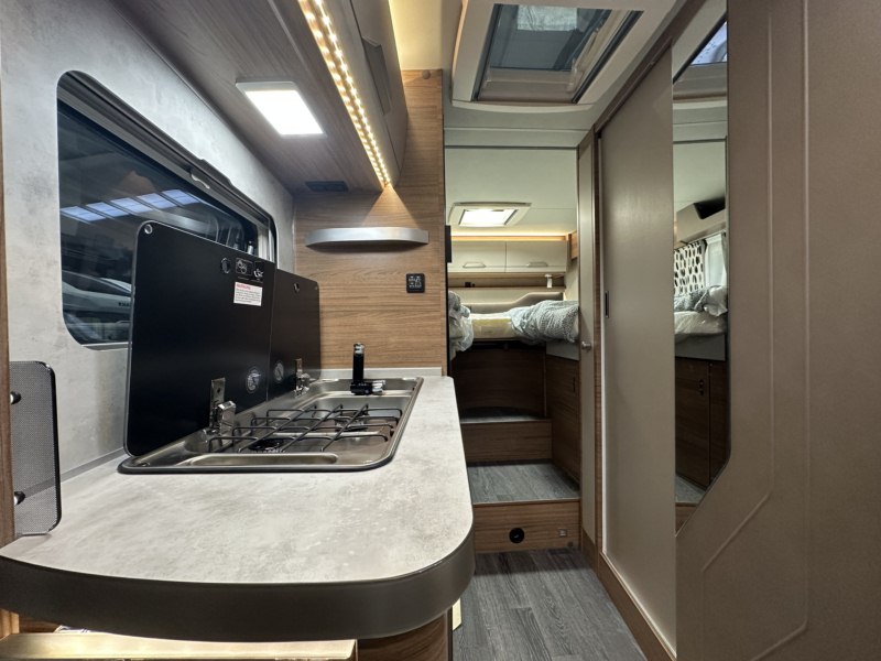 AUTOCARAVANA KNAUS VAN TI 650 MEG VANSATION