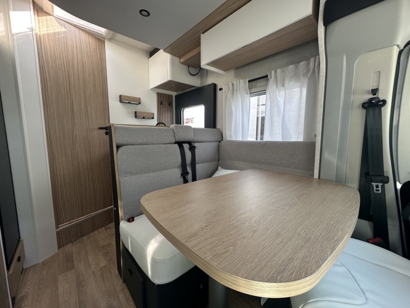 AUTOCARAVANA PILOTE P690 GJ EXPRESSION