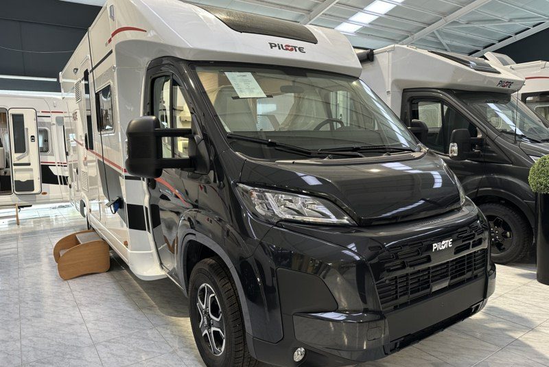 Autocaravana Pilote P690D Évidence
