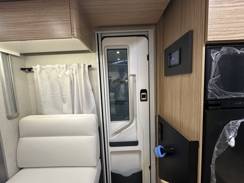 AUTOCARAVANA PILOTE P740FC ÉVIDENCE