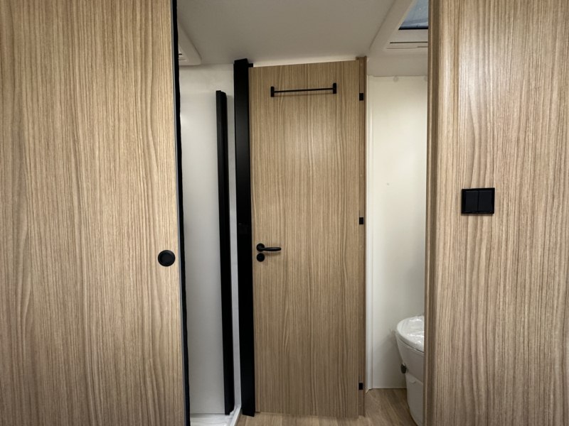 AUTOCARAVANA PILOTE P740FC ÉVIDENCE