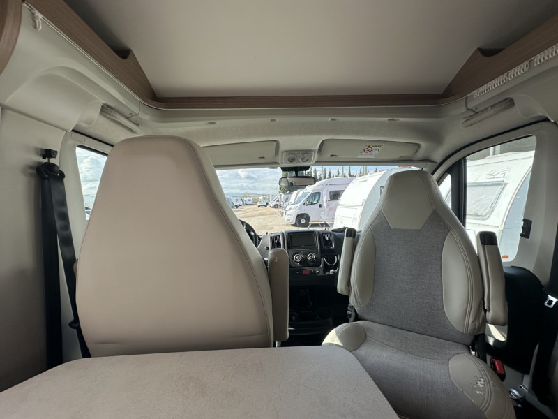 AUTOCARAVANA SEGUNDA MANO CARADO CAPRON V132