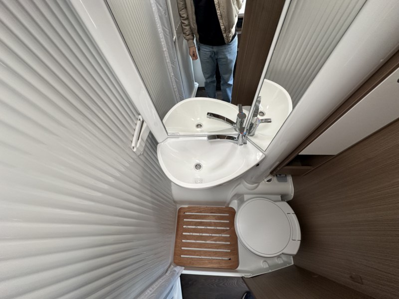 AUTOCARAVANA SEGUNDA MANO CARADO CAPRON V132