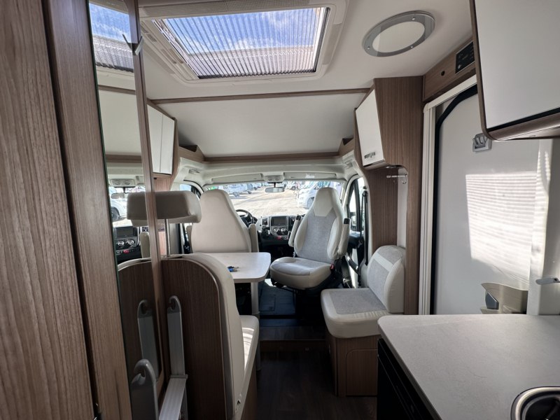 AUTOCARAVANA SEGUNDA MANO CARADO CAPRON V132