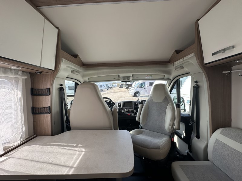 AUTOCARAVANA SEGUNDA MANO CARADO CAPRON V132