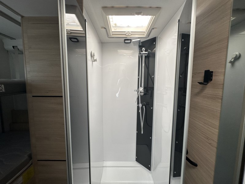 AUTOCARAVANA SEGONA MÀ CHALLENGER 380 START