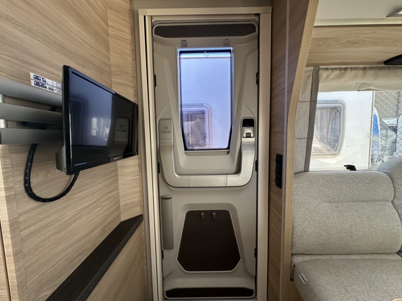 CARAVANA SEGONA MÀ KNAUS SÜDWIND 450 FU