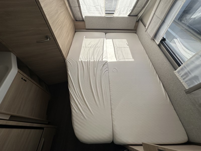 CARAVANA SEGONA MÀ KNAUS SÜDWIND 450 FU