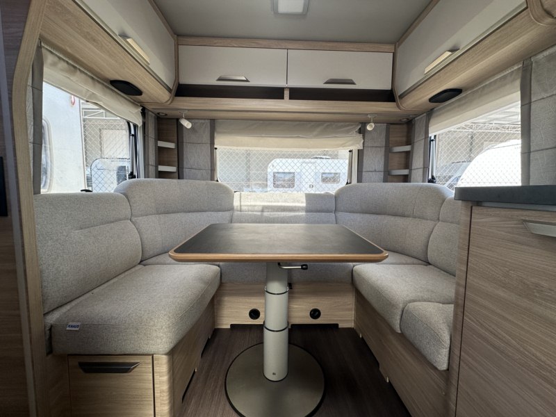 CARAVANA SEGONA MÀ KNAUS SÜDWIND 450 FU