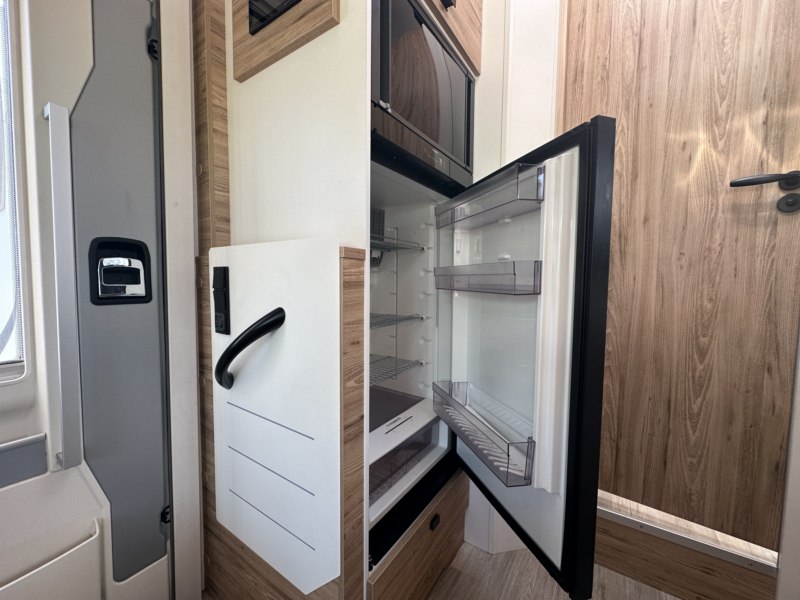 AUTOCARAVANA SEGONA MÀ PILOTE P746 C