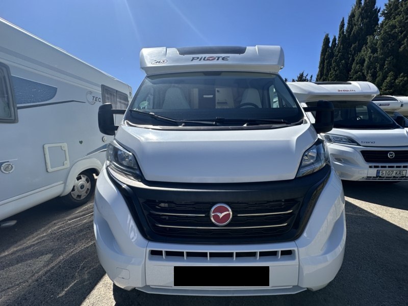 AUTOCARAVANA SEGONA MÀ PILOTE P746 C