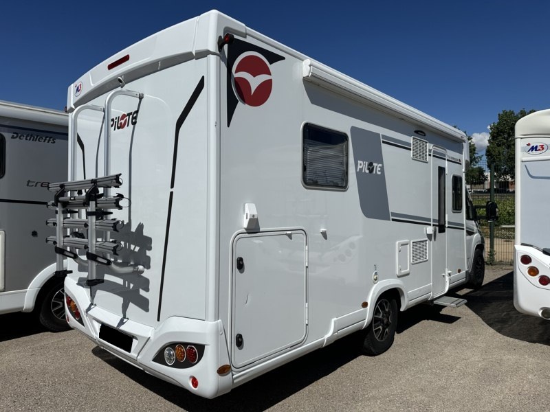 AUTOCARAVANA SEGONA MÀ PILOTE P746 C