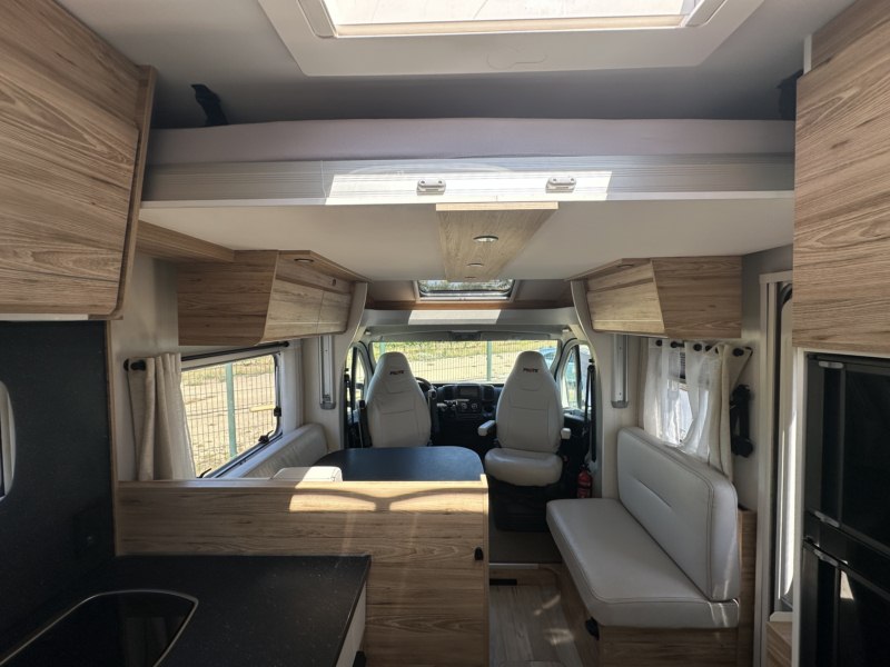 AUTOCARAVANA SEGONA MÀ PILOTE P746 C