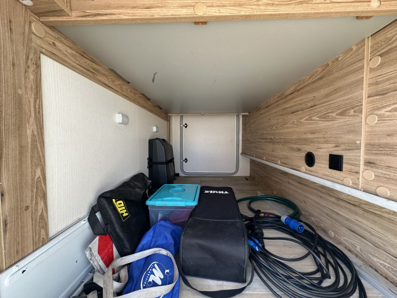 AUTOCARAVANA SEGONA MÀ PILOTE P746 C