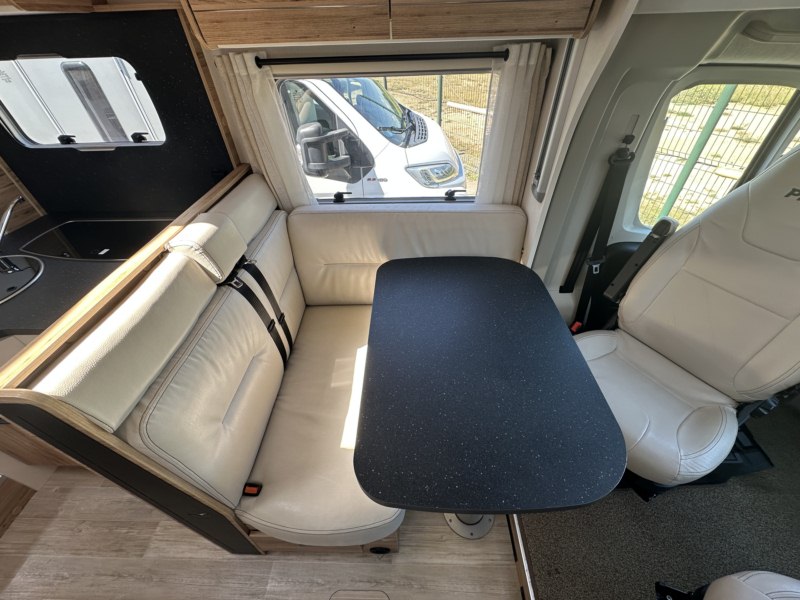 AUTOCARAVANA SEGONA MÀ PILOTE P746 C