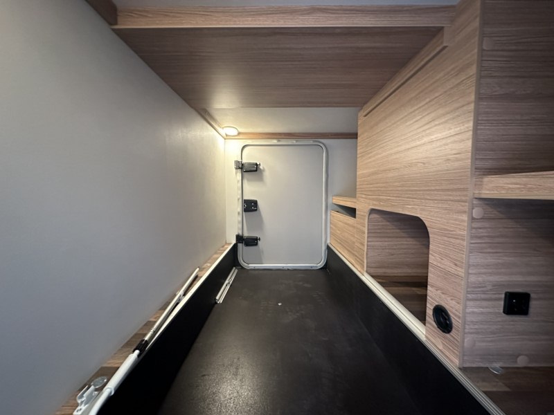 AUTOCARAVANA WEINSBERG CARACOMPACT SUITE 640 MEG