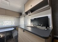 CARAVANA FENDT NEXT 380