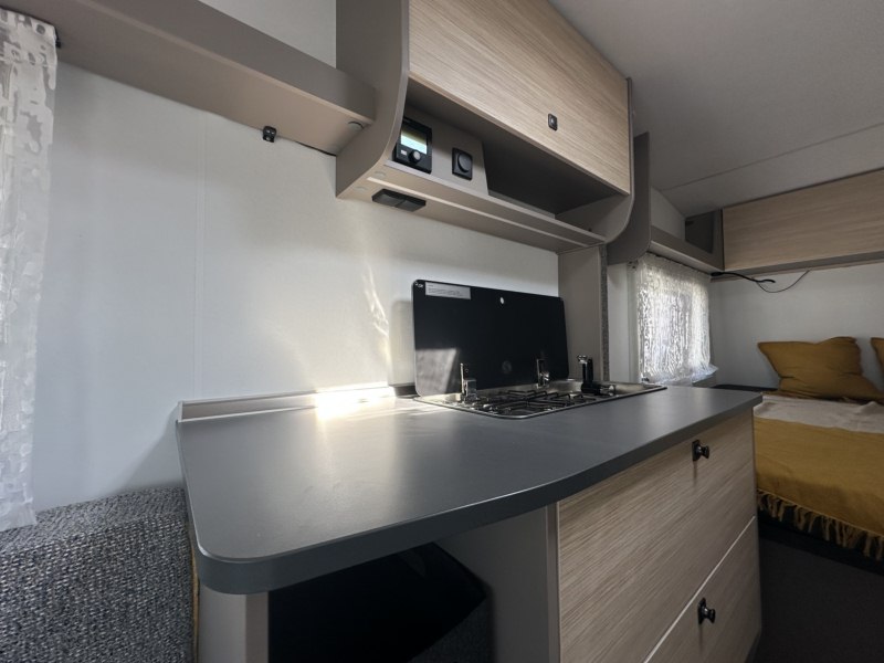 CARAVANA FENDT NEXT 380