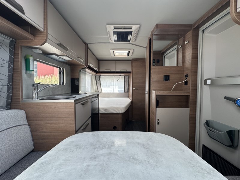 CARAVANA SEGONA MÀ KNAUS SPORT 450 FU
