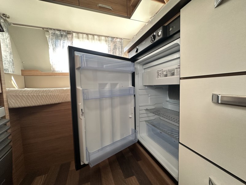 CARAVANA SEGUNDA MANO WEINSBERG CARAONE 390 QD