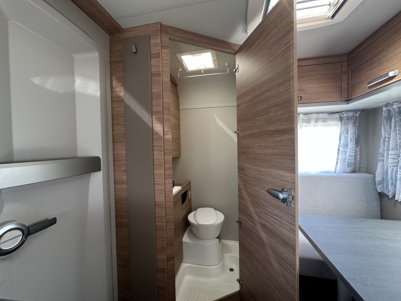 CARAVANA SEGUNDA MANO WEINSBERG CARAONE 390 QD