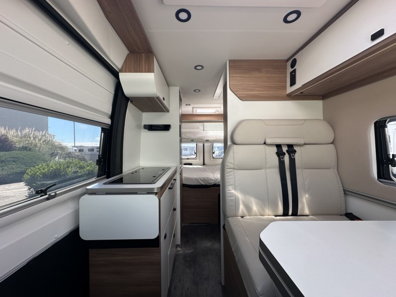 CAMPER SEGONA MÀ PILOTE V600 S