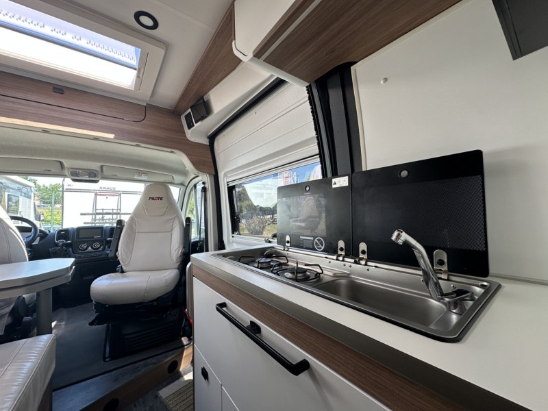 CAMPER SEGONA MÀ PILOTE V600 S