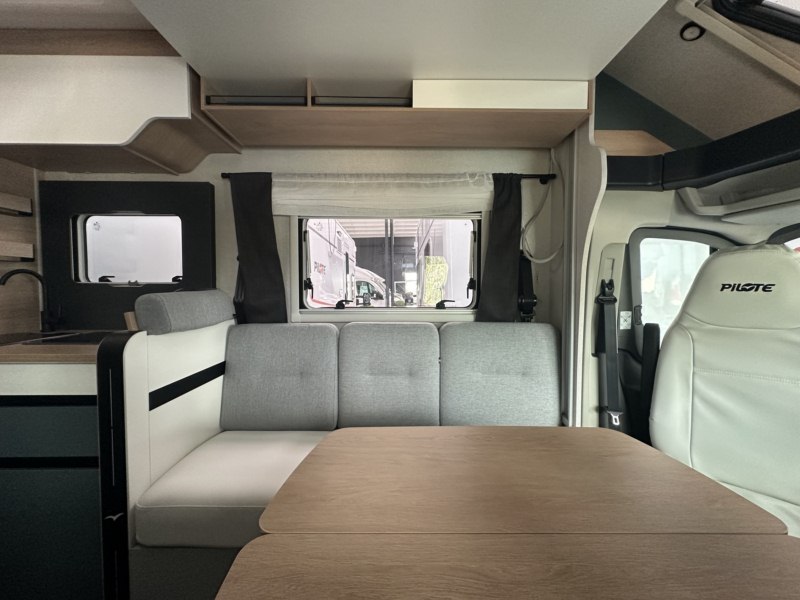 AUTOCARAVANA PILOTE ATLAS A690 G