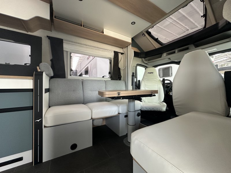 AUTOCARAVANA PILOTE ATLAS A690 G
